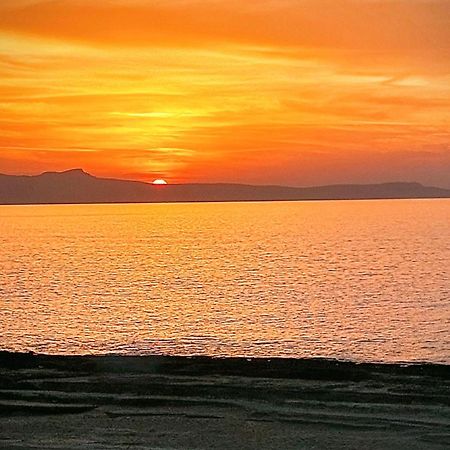Anastasia Apartment Agia Marina  Eksteriør bilde