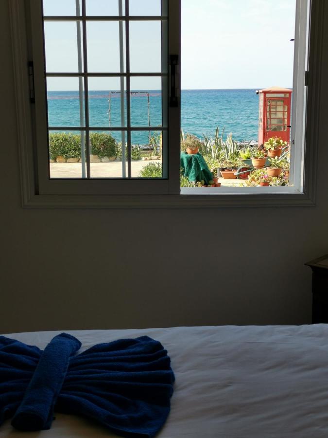 Anastasia Apartment Agia Marina  Eksteriør bilde